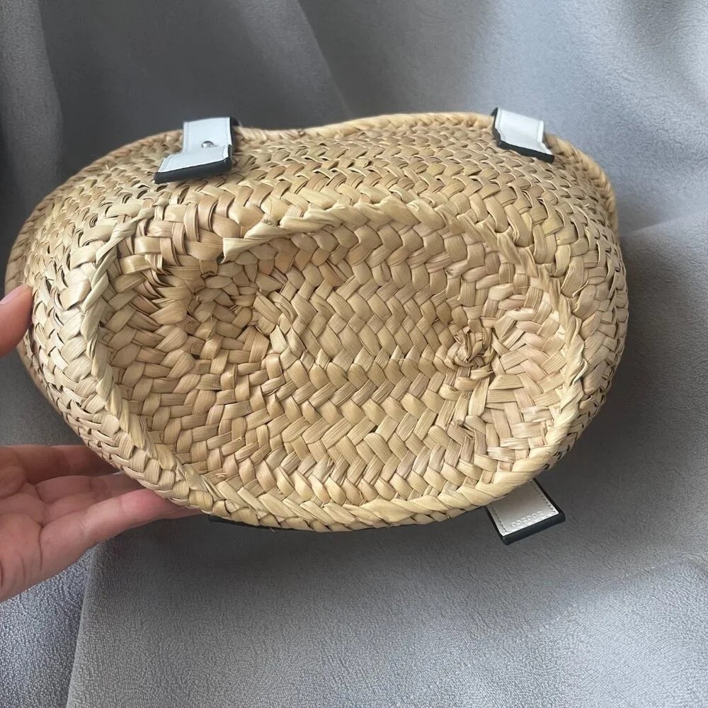 🎊Loewe Natural & White Tote Bag - Picture 5 of 8